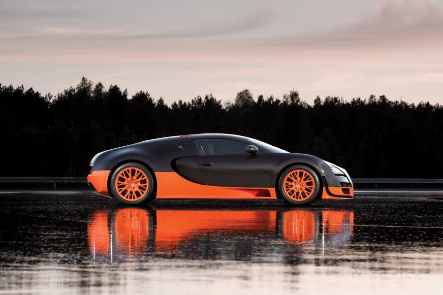  Bugatti Veyron 16.4 Super Sport 2010 года  (фото 14 из 103)